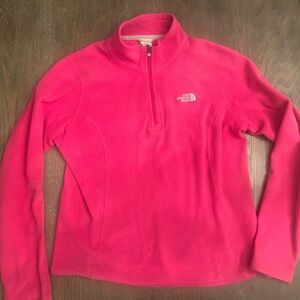 Ladies North Face platted quarter zip fleece pink small